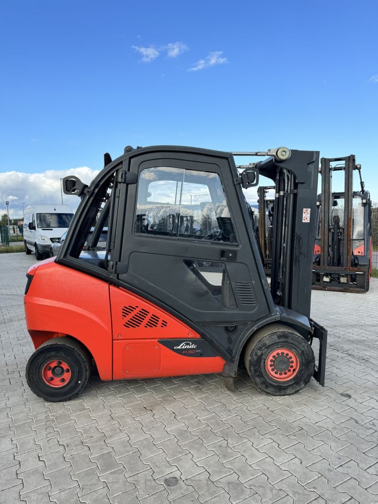 Linde H30D-02 Diesel Forklift www.emslift.de Linde H30D-02 Diesel Forklift www.emslift.de