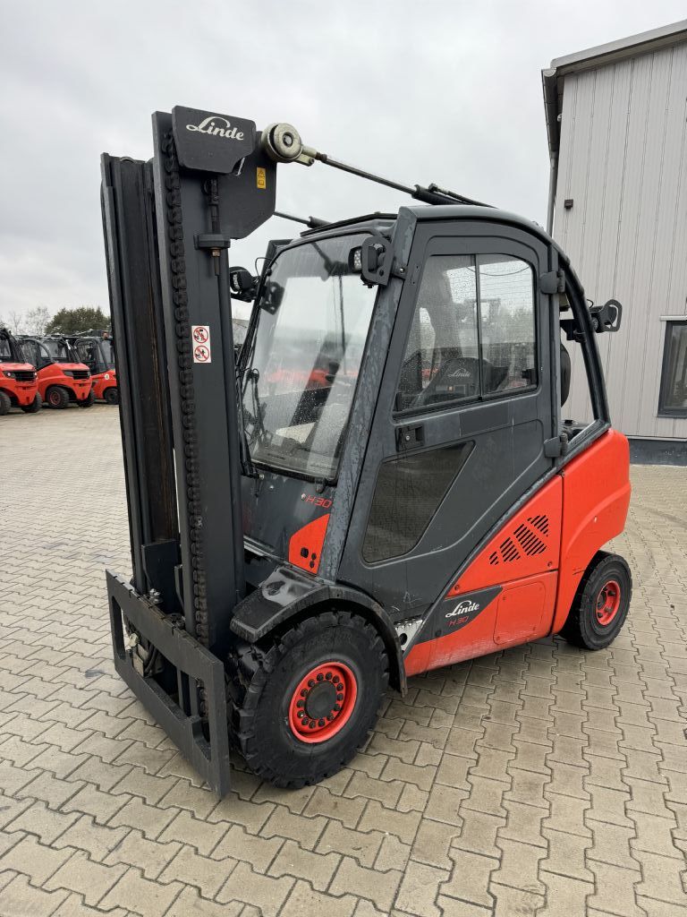 Linde H30D-02 Dieselstapler www.emslift.de