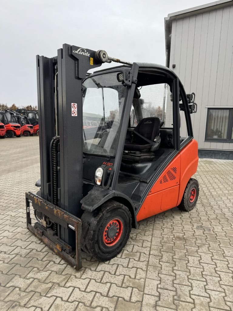 Linde H30D-02 Dieselstapler www.emslift.de