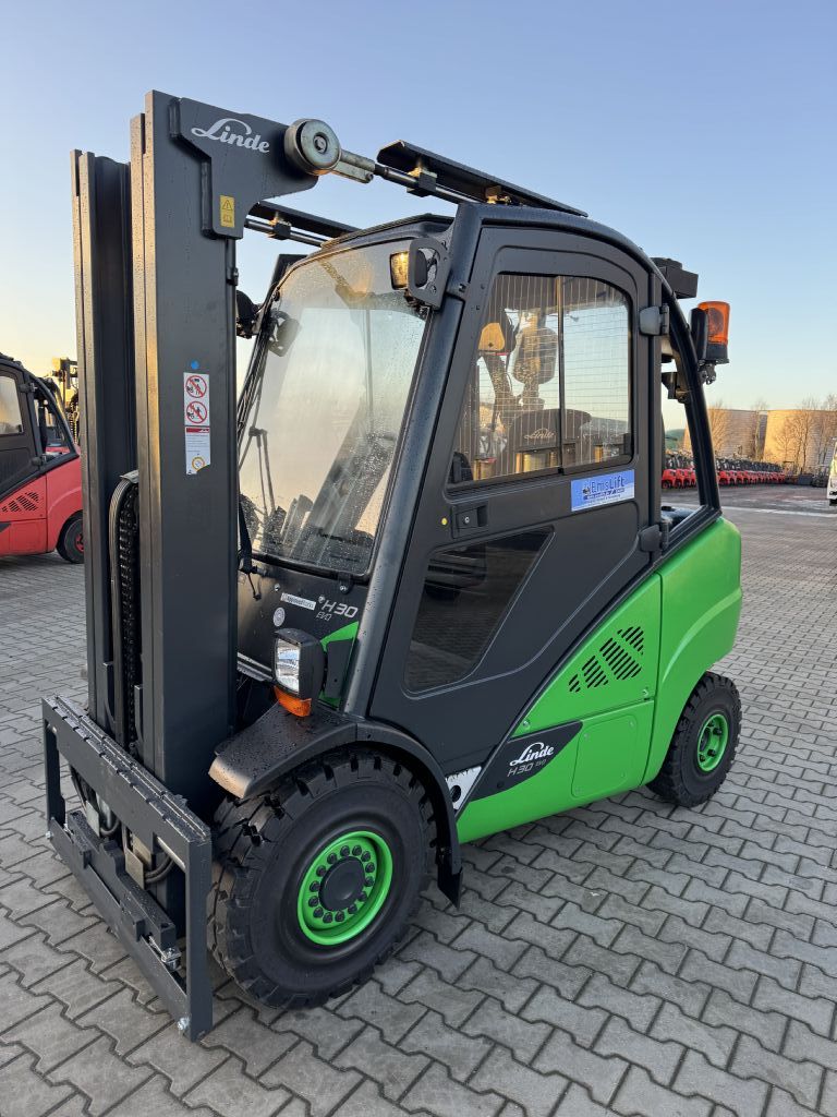 Linde H30D-02 Dieselstapler www.emslift.de