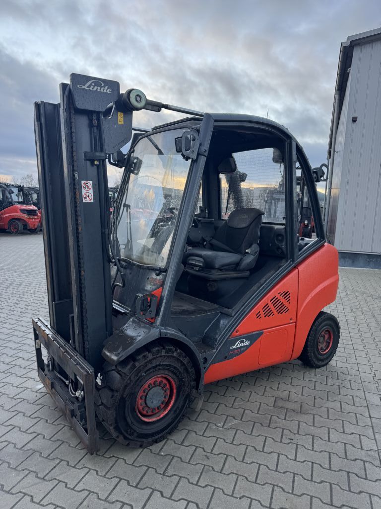 Linde H35D-02 Diesel Forklift www.emslift.de