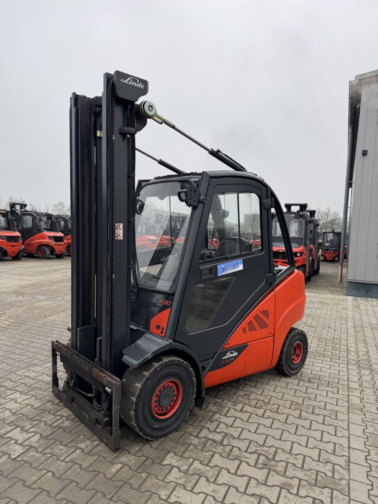 Linde H30D-02 Dieselstapler www.emslift.de