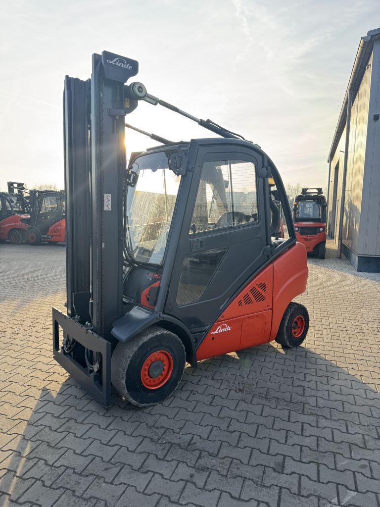 Linde H30D-02 Dieselstapler www.emslift.de