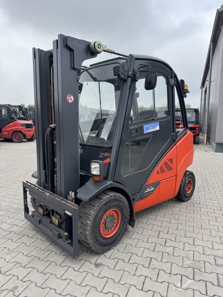 Linde H30D-02 Dieselstapler www.emslift.de