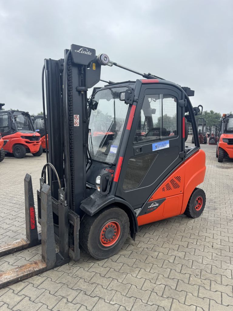 Linde H30D-02 Dieselstapler www.emslift.de