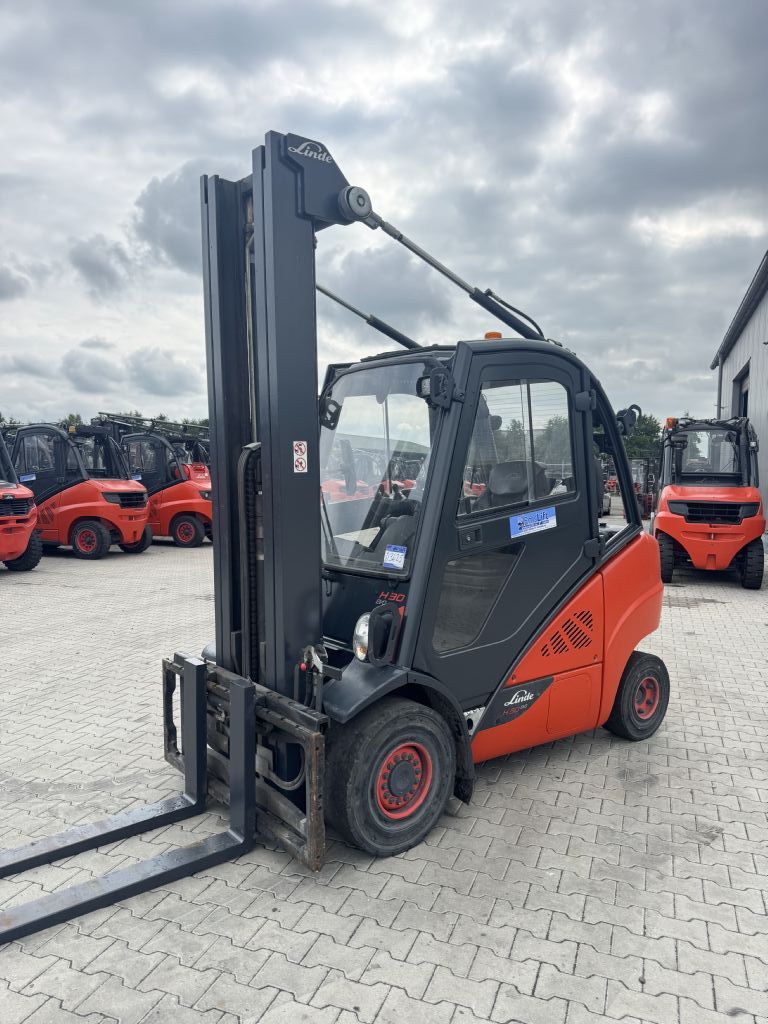 Linde H30D-02 Dieselstapler www.emslift.de