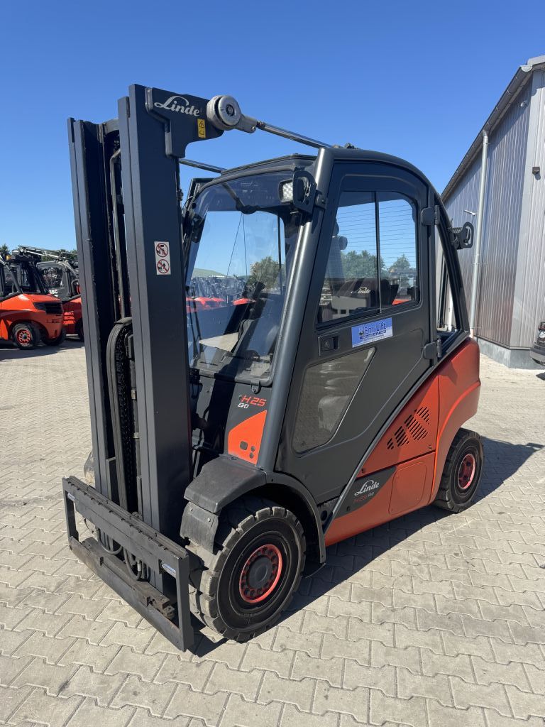 Linde H25D-02 Diesel Forklift www.emslift.de