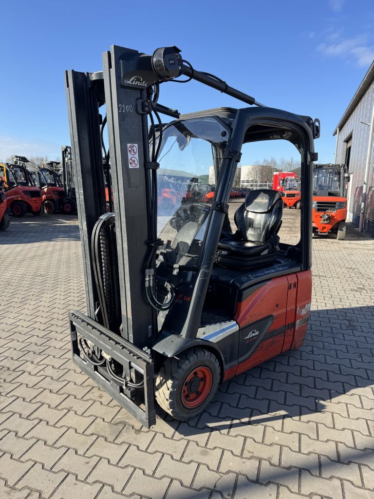 Linde E14-02 Elektro 3 Rad-Stapler www.emslift.de