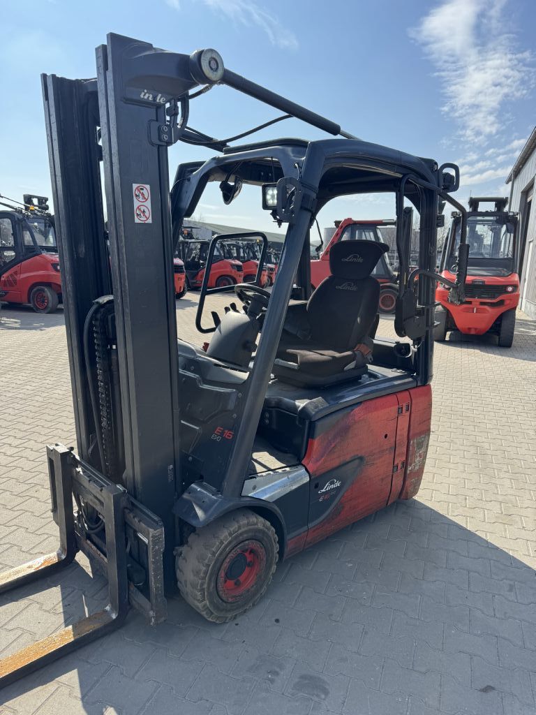 Linde E16-02 Elektro 3 Rad-Stapler www.emslift.de