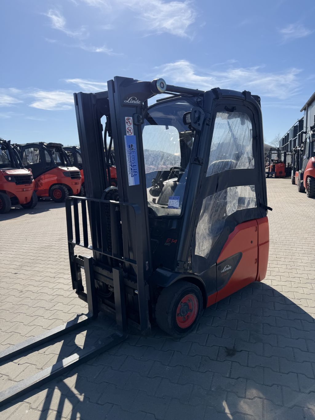 Linde E14-02 Electric 3-wheel forklift www.emslift.de