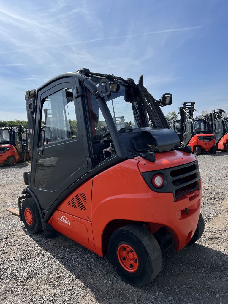 Linde H25T-01 LPG Forklifts www.emslift.de Linde H25T-01 LPG Forklifts www.emslift.de