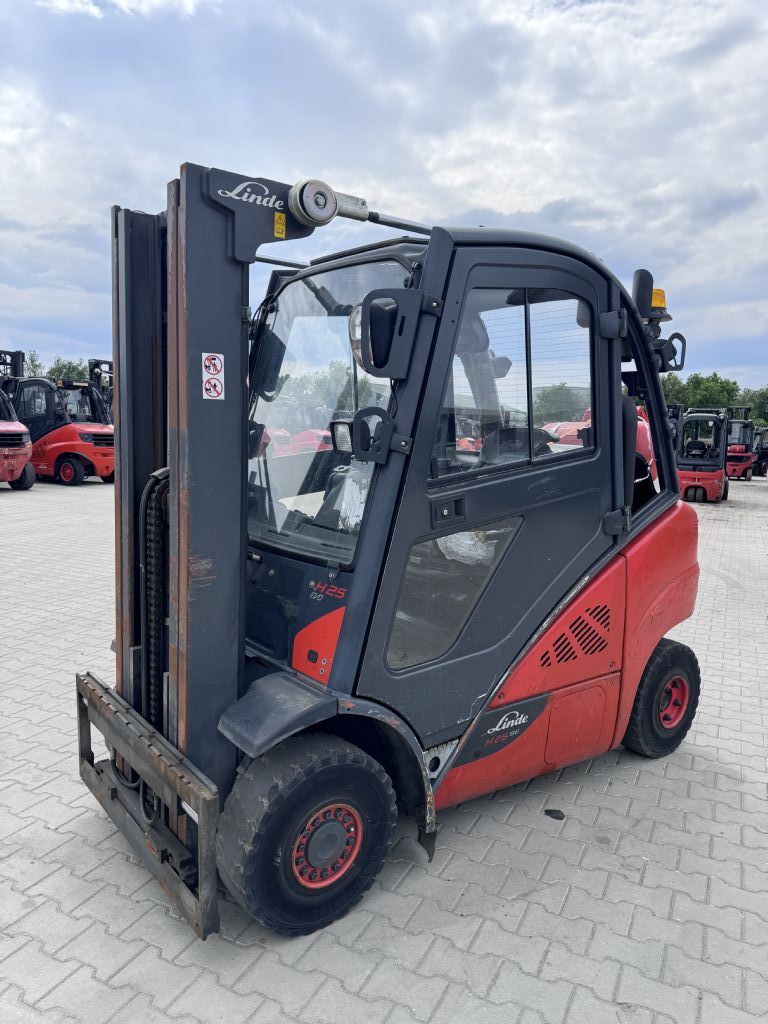 Linde H25T-02 LPG Forklifts www.emslift.de