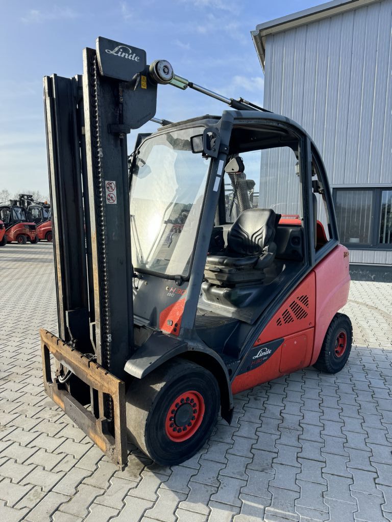 Linde H30T-02 Treibgasstapler www.emslift.de