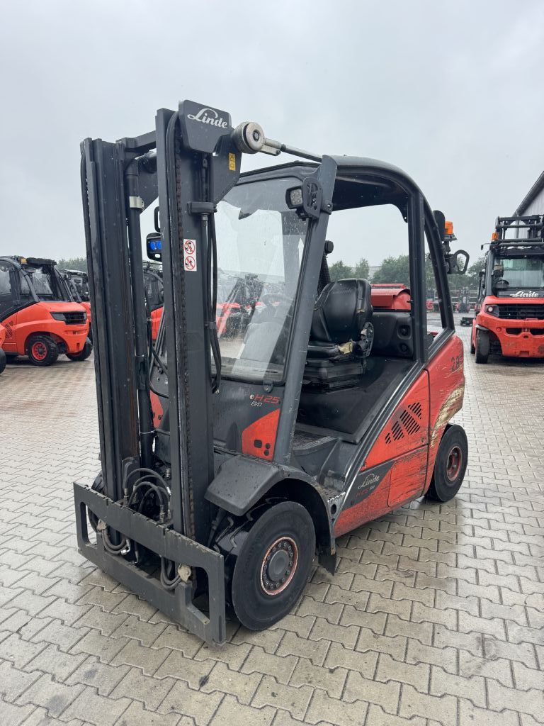 Linde H25T-02 LPG Forklifts www.emslift.de