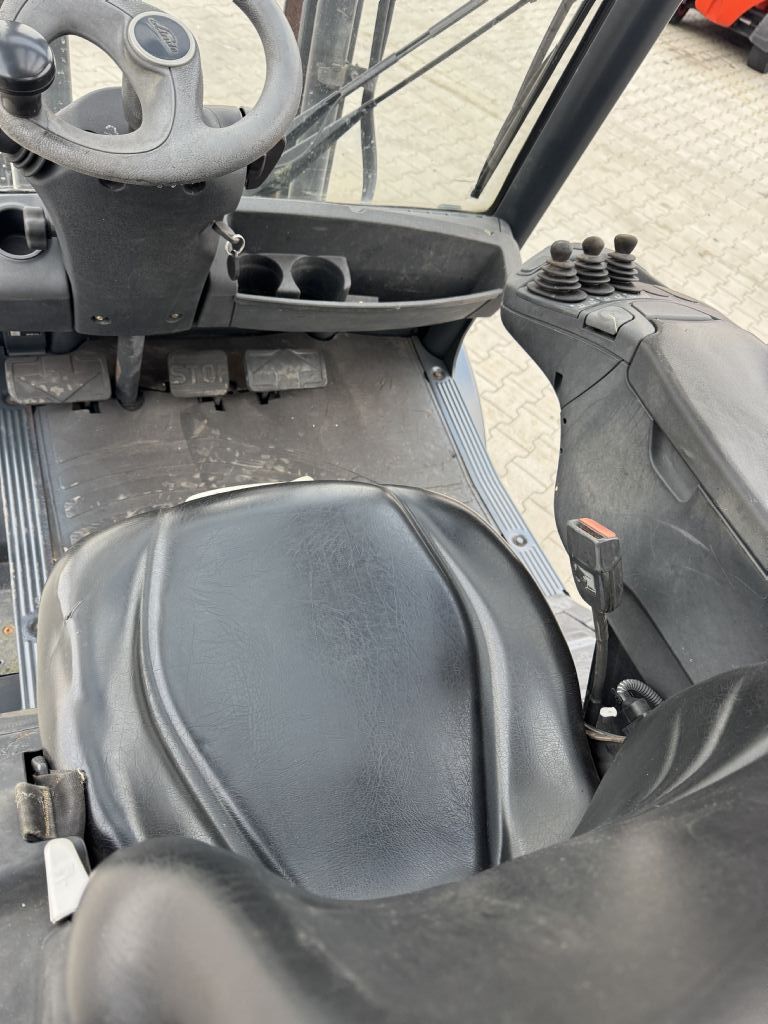 Linde H30T-02 LPG Forklifts www.emslift.de Linde H30T-02 LPG Forklifts www.emslift.de