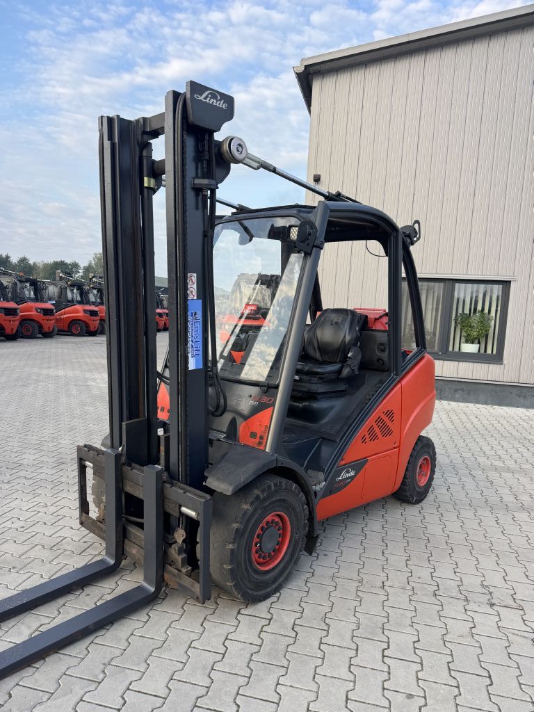 Linde H30T-02 Treibgasstapler www.emslift.de