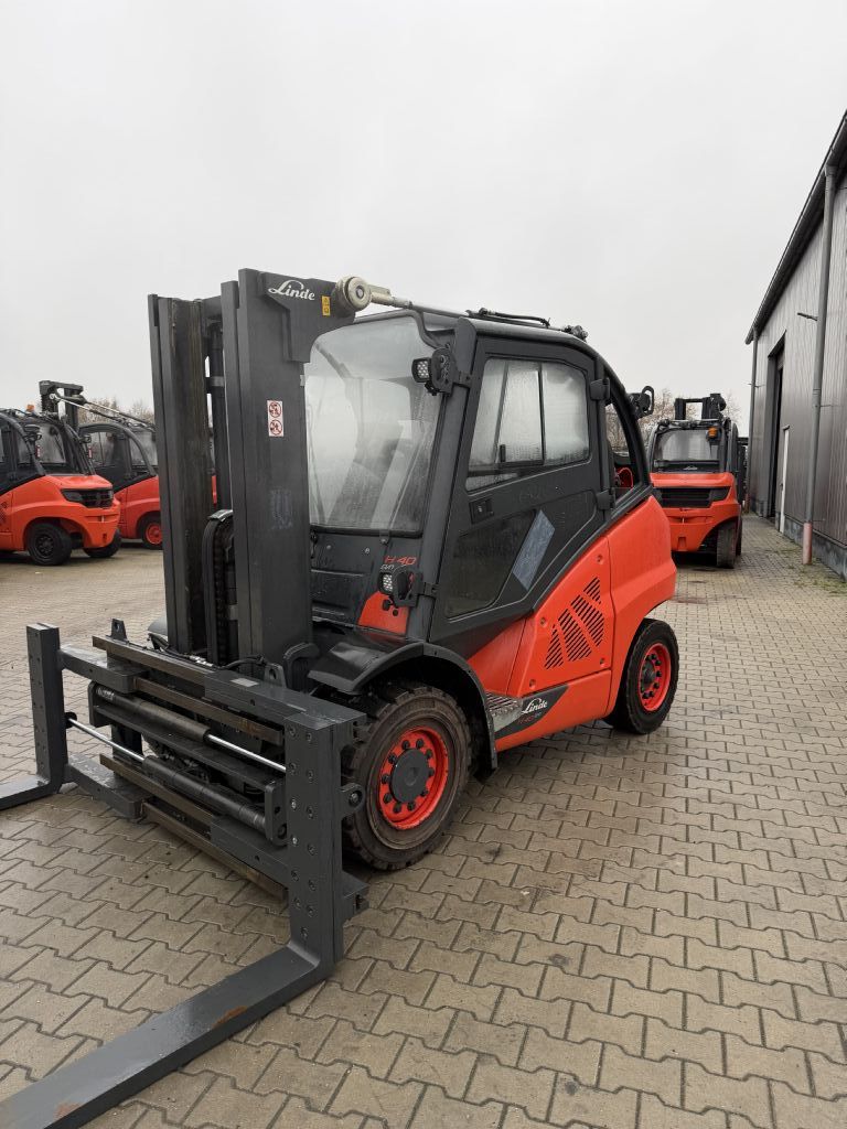 Linde H40T-02 Containerf�hig LPG Forklifts www.emslift.de