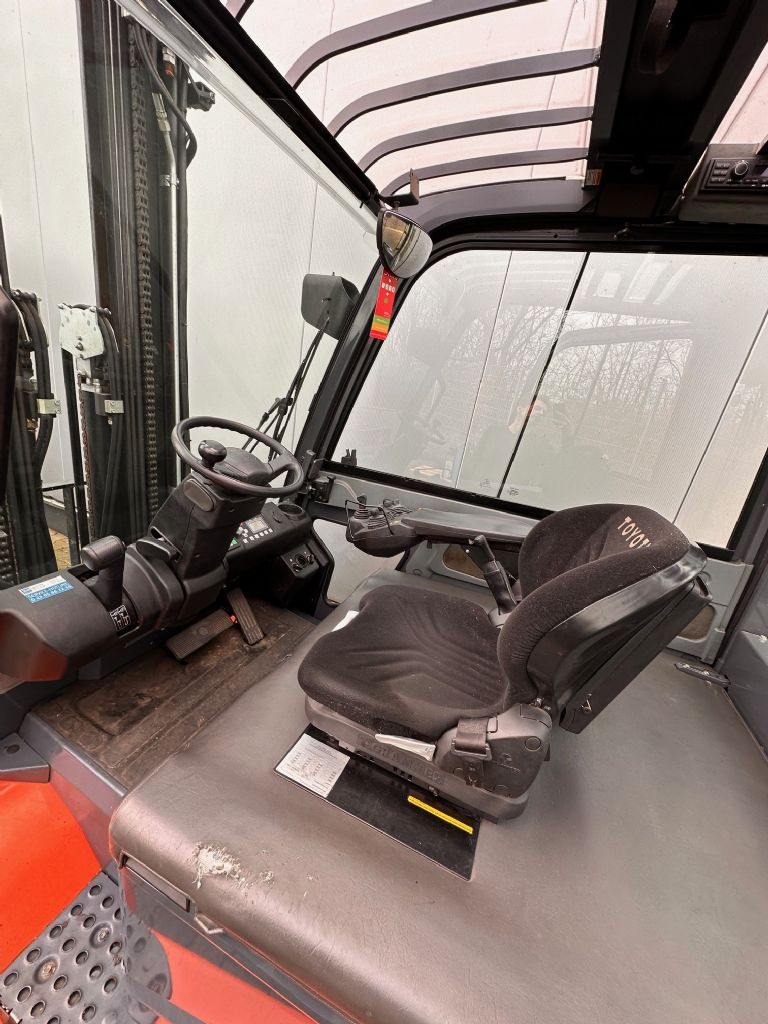 Toyota-Traigo80 8FBMT50-Elektro 4 Rad-Stapler-www.eundw.com