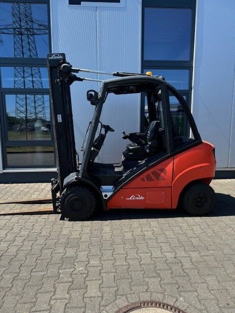 Linde-H25D-Dieselstapler-www.eundw.com
