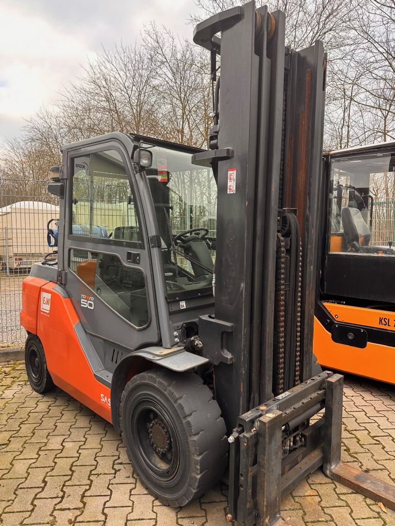 Toyota-ToneroTC 8FG45N-Treibgasstapler-www.eundw.com