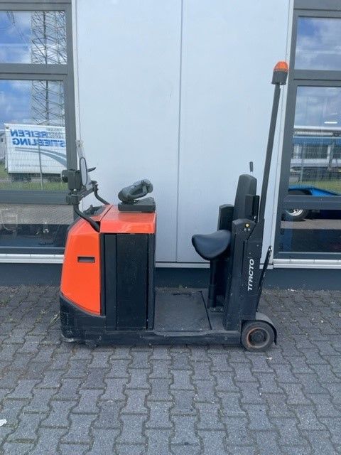 Toyota-TSE300-Schlepper-www.eundw.com
