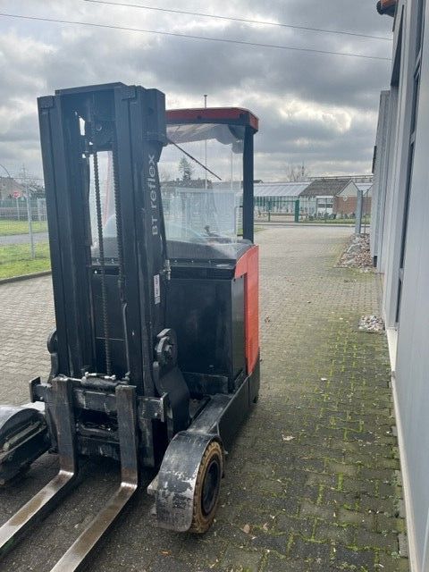 Toyota-BT Reflex RRE160R-Schubmaststapler-www.eundw.com