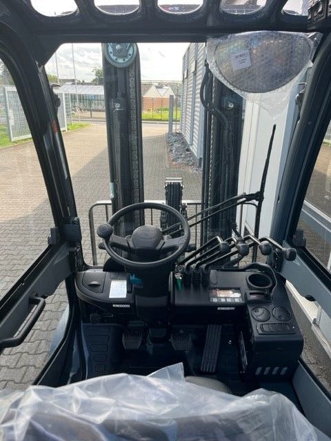 Toyota-ToneroTC 52-8FDF30-Dieselstapler-www.eundw.com