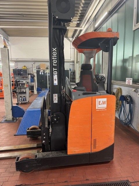 BT-RRE160-Schubmaststapler-www.eundw.com
