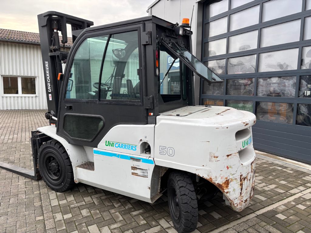 UniCarriers DG1F4A5Q Dieselstapler 