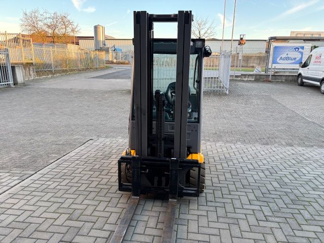 Jungheinrich EFG220 Elektro 3 Rad-Stapler 