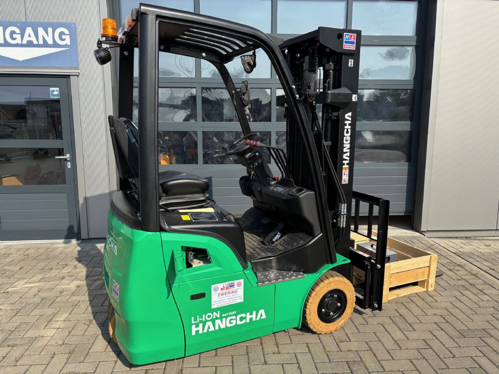 HC Hangcha CPDS15-XCY2G-SI Elektro 3 Rad-Stapler 