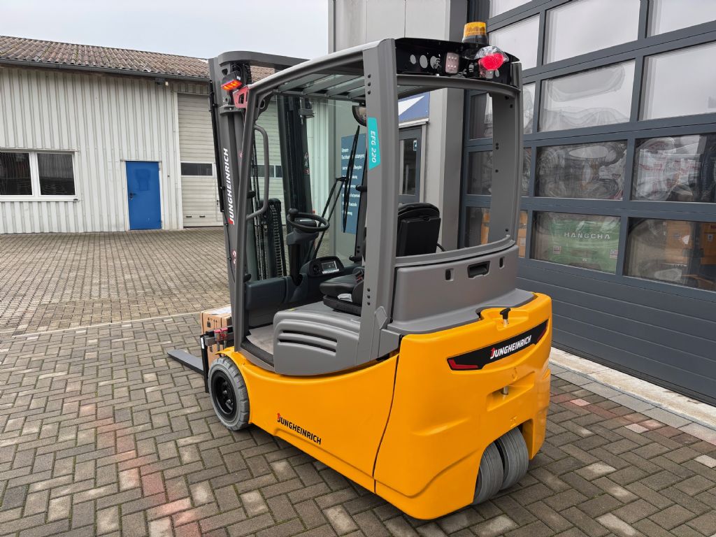 Jungheinrich EFG220 Elektro 3 Rad-Stapler 
