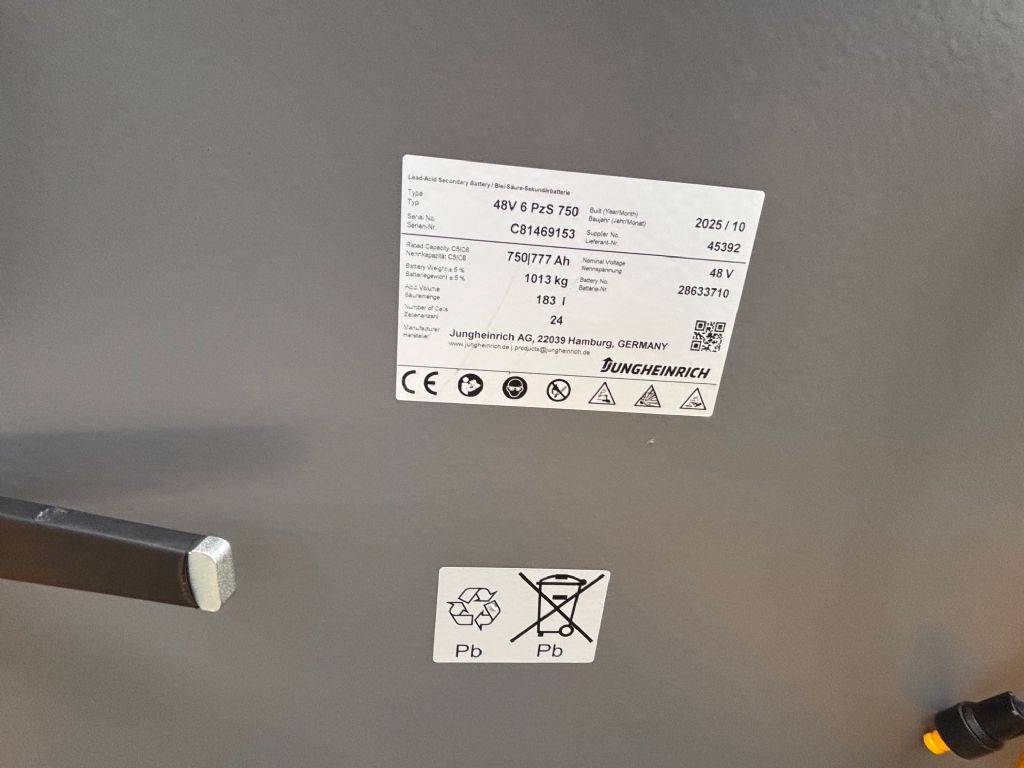 Jungheinrich EFG220 Elektro 3 Rad-Stapler 