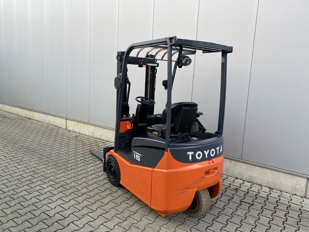 Toyota-7FBEST15-Elektro 3 Rad-Stapler-www.fiegl-gabelstapler.de