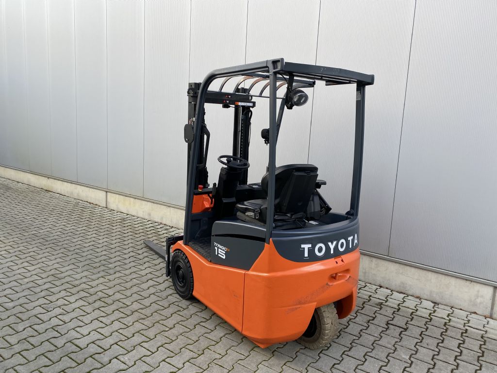 Toyota-7FBEST15-Elektro 3 Rad-Stapler-www.fiegl-gabelstapler.de