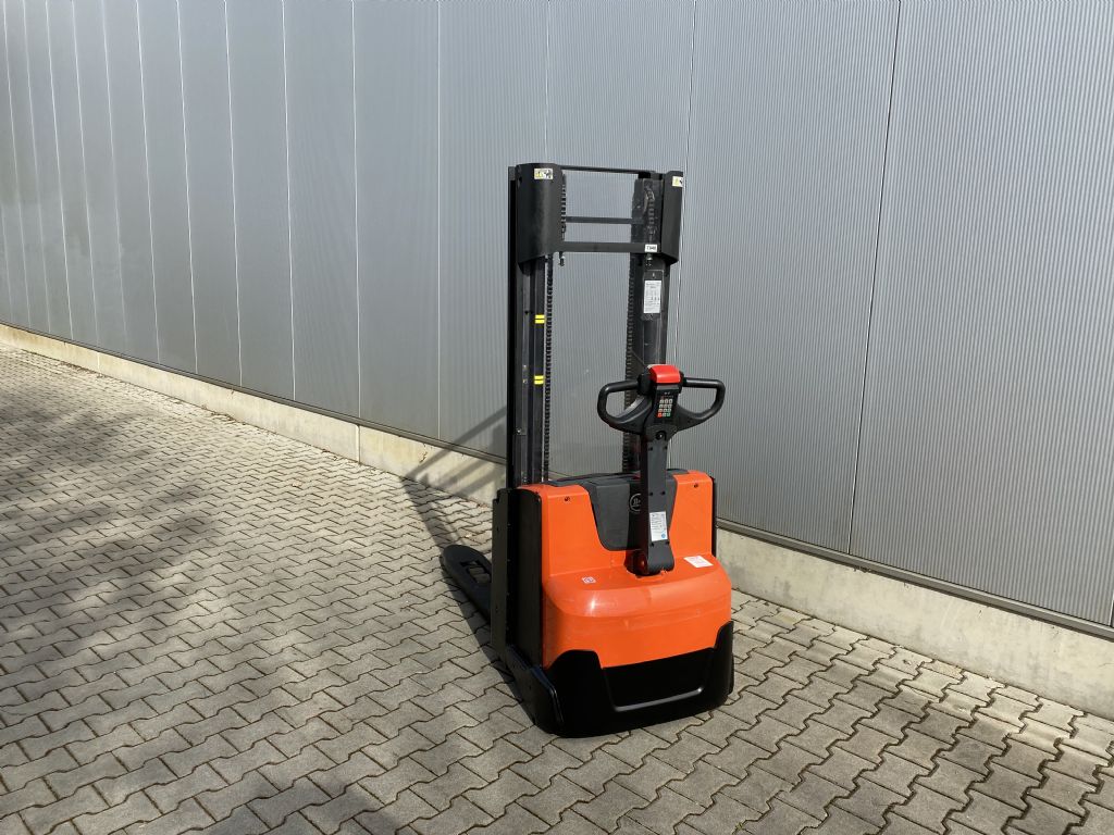 BT-SWE 140L-Doppelstockstapler-www.fiegl-gabelstapler.de