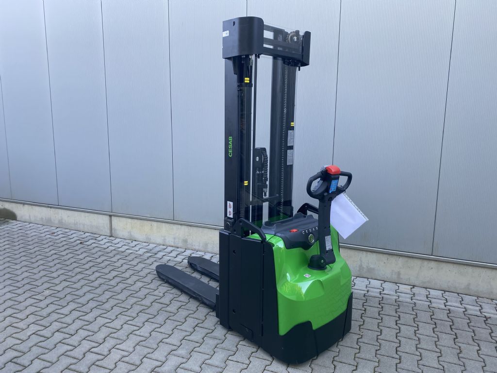 Cesab-S215L-Doppelstockstapler-www.fiegl-gabelstapler.de