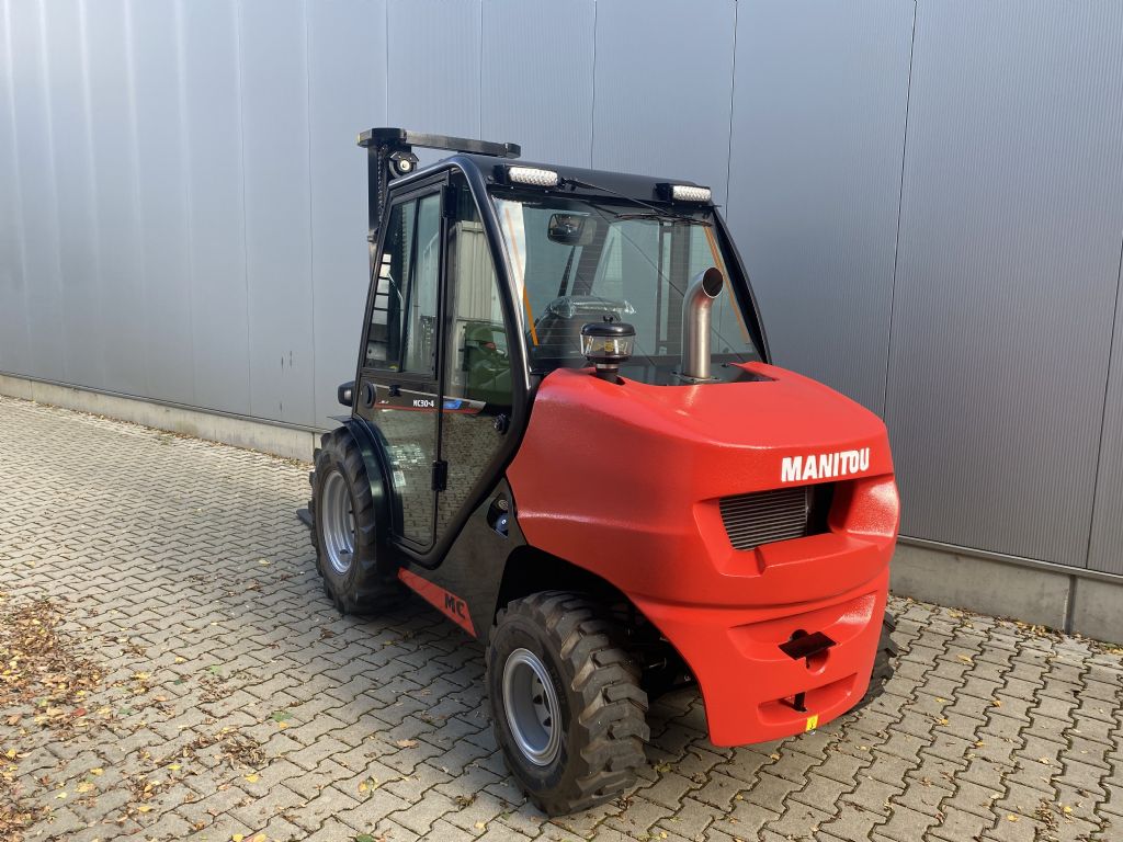 Manitou-MC30-4-Dieselstapler-www.fiegl-gabelstapler.de