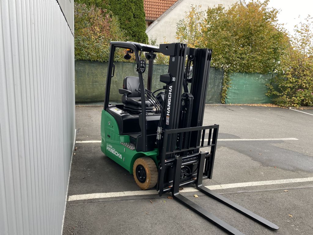 Hangcha-CPDS15-XCY2G-SI-Elektro 3 Rad-Stapler-www.fiegl-gabelstapler.de Hangcha-CPDS15-XCY2G-SI-Elektro 3 Rad-Stapler-www.fiegl-gabelstapler.de