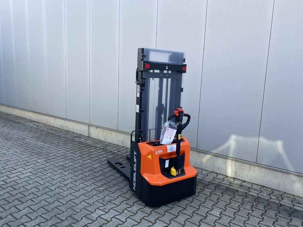 Noblelift-SWB130D-Deichselstapler-www.fiegl-gabelstapler.de Noblelift-SWB130D-Deichselstapler-www.fiegl-gabelstapler.de