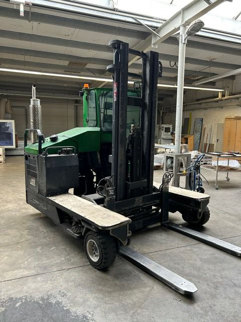 Combilift C4500 Vierwege Frontstapler www.filler-gmbh.de