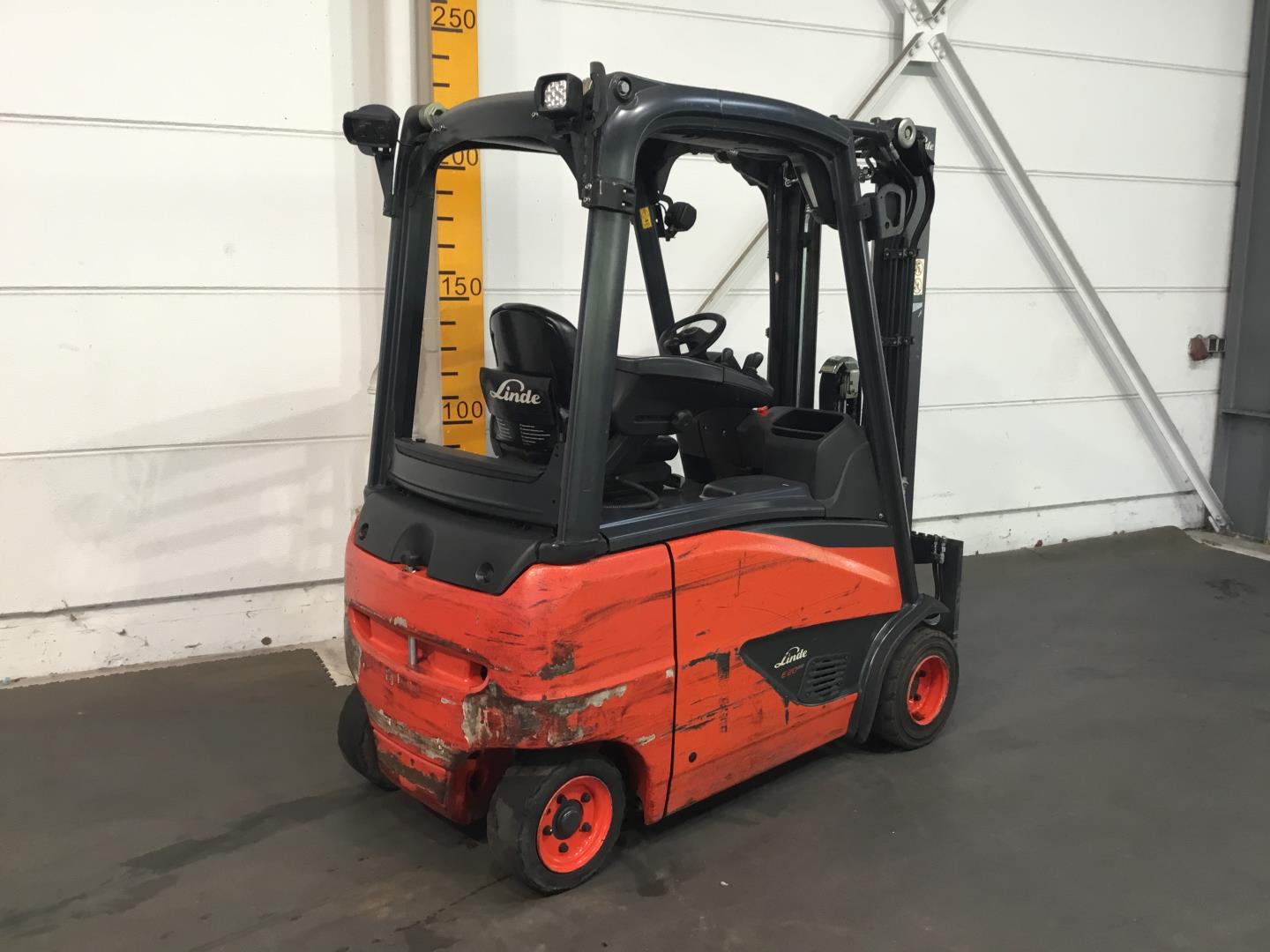 Linde-E20PH-02-Elektro 4 Rad-Stapler-www.gabelstapler-finger.com