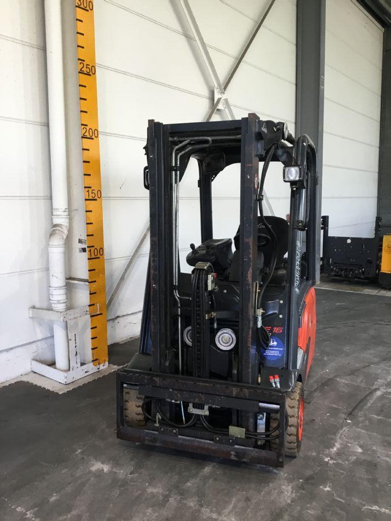 Linde-E16-02, aufgearbeitet mit neuer Batterie-Elektro 3 Rad-Stapler-www.gabelstapler-finger.com