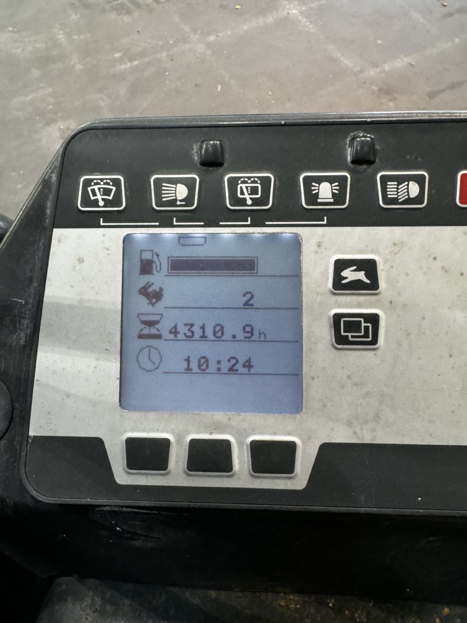 Still-RX70-25T-Treibgasstapler-www.gabelstapler-finger.com