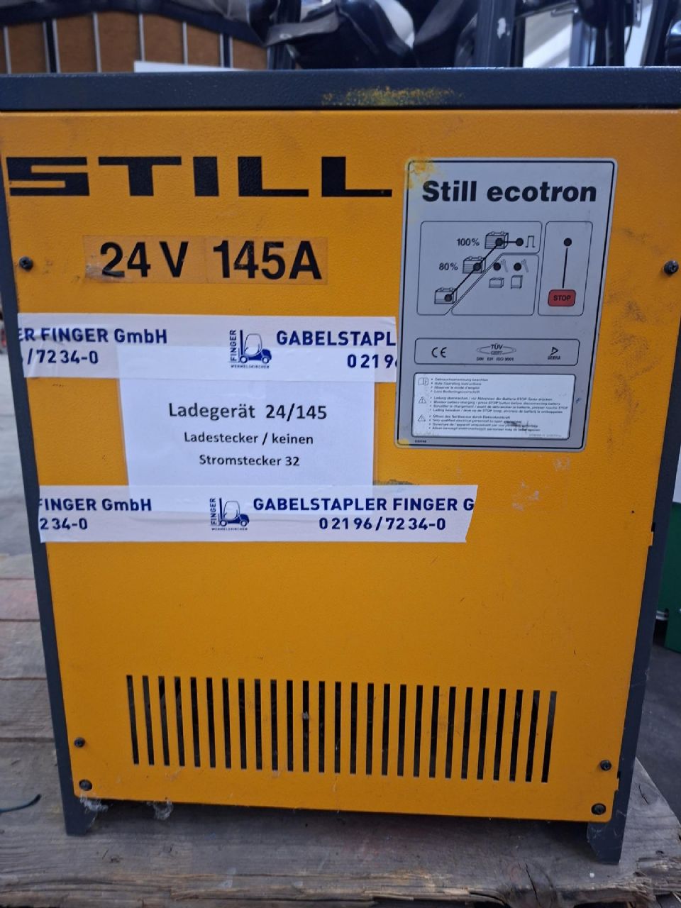 Still-Ladeger�t D24/145 eco PzS920Ah-Ladeger�t-www.gabelstapler-finger.com