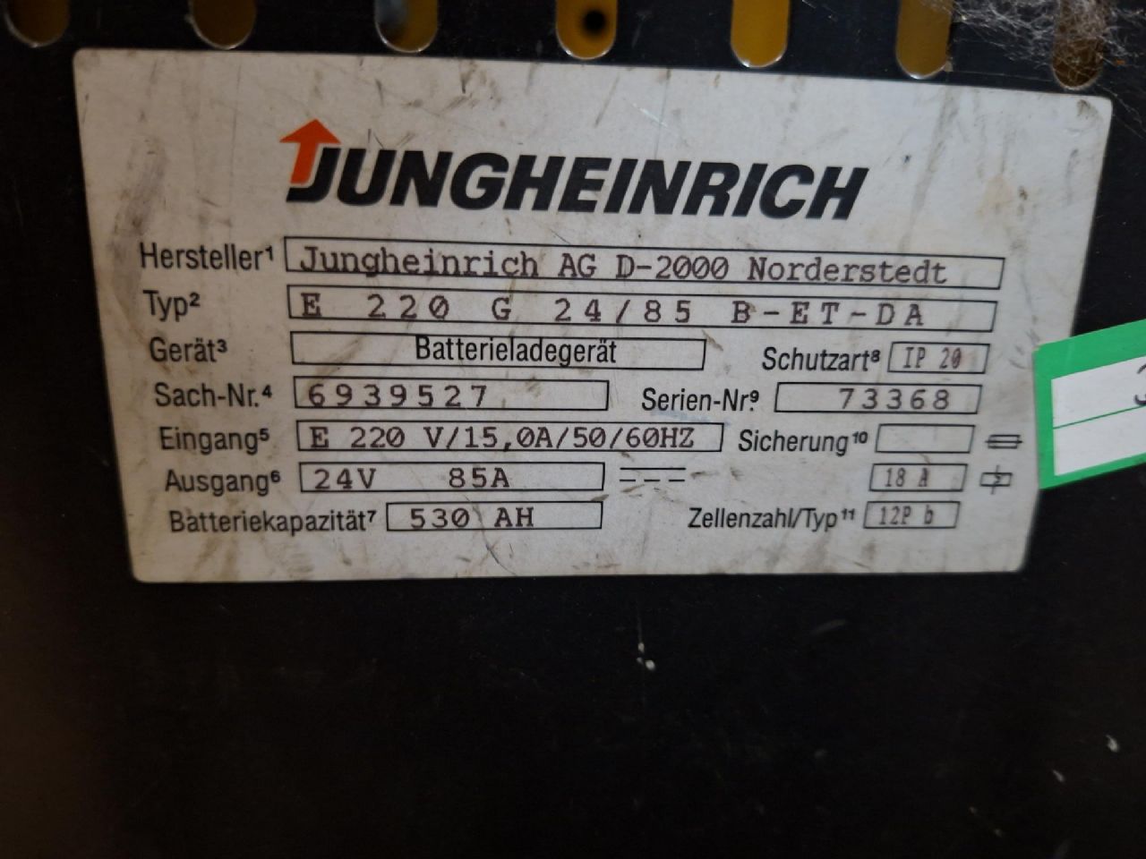 Jungheinrich-Ladeger�t Typ E 220 G 24/85 B-ET-DA-Ladeger�t-www.gabelstapler-finger.com
