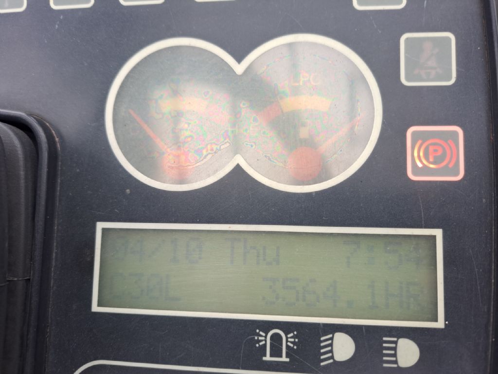 Clark-C 30 L-Treibgasstapler-www.gabelstapler-finger.com