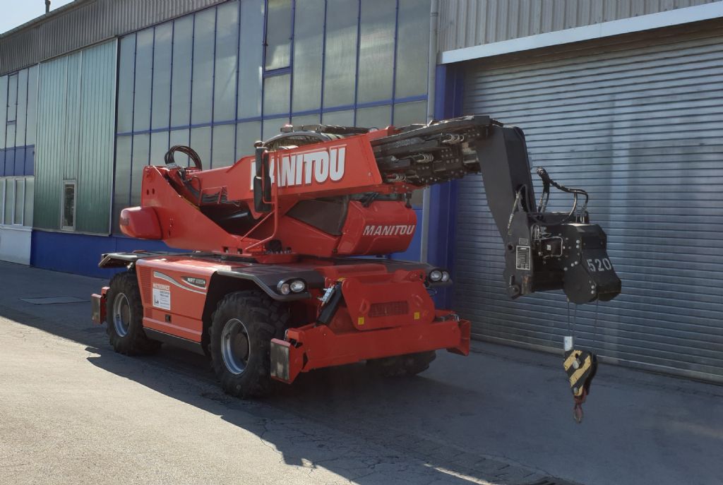 Manitou-MRT 2150-Teleskopstapler drehbar-www.gabelstapler-finger.com