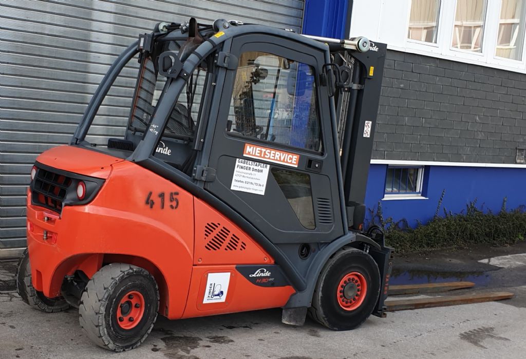 Linde-H30D-02-Dieselstapler-www.gabelstapler-finger.com