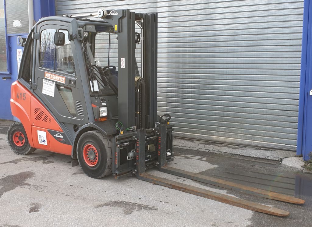 Linde-H30D-02-Dieselstapler-www.gabelstapler-finger.com